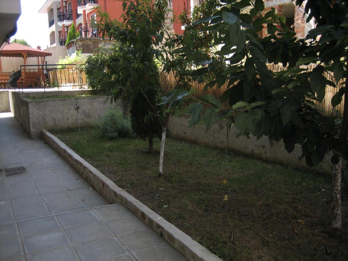 Apartment Lazur By The Sea Ravda Luaran gambar
